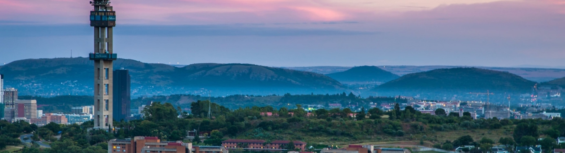 pretoria-paysage-ville-et-montagnes