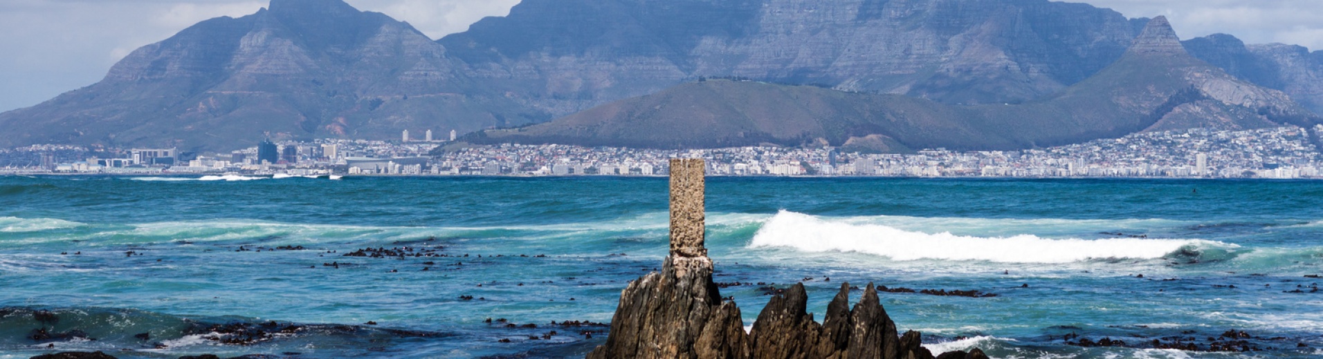 afrique-du-sud-le-cap-robben-islande-mer-montagne