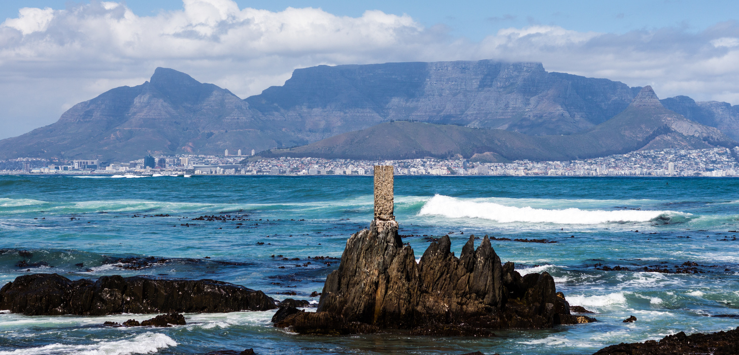 afrique-du-sud-le-cap-robben-islande-mer-montagne