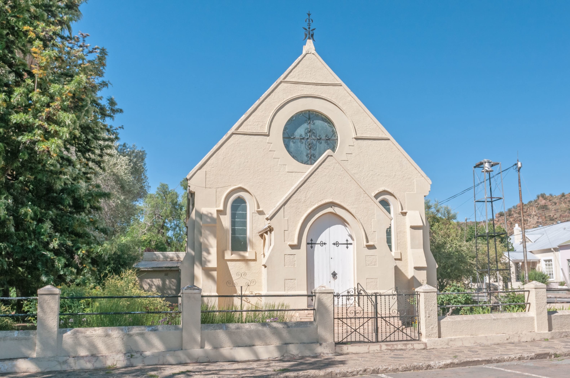 Colesberg-eglise-ville-rue