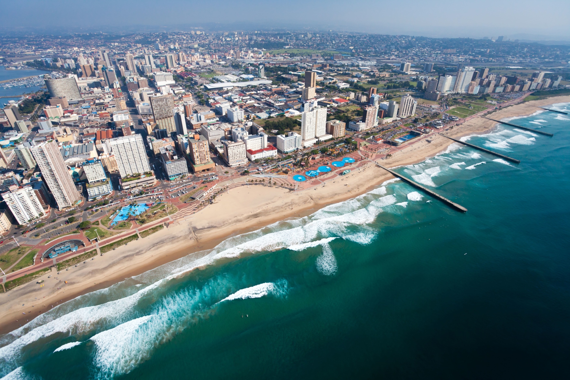 Durban-plage-cote-balneaire-gratte-ciel