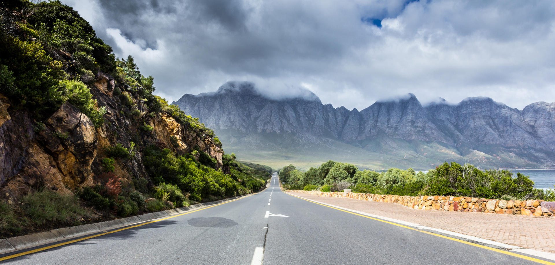 route-sud-africaine-montagnes